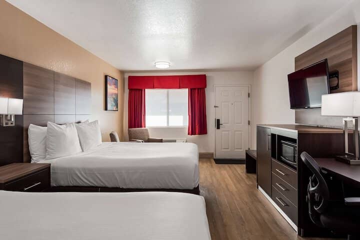 Room 16 of 35