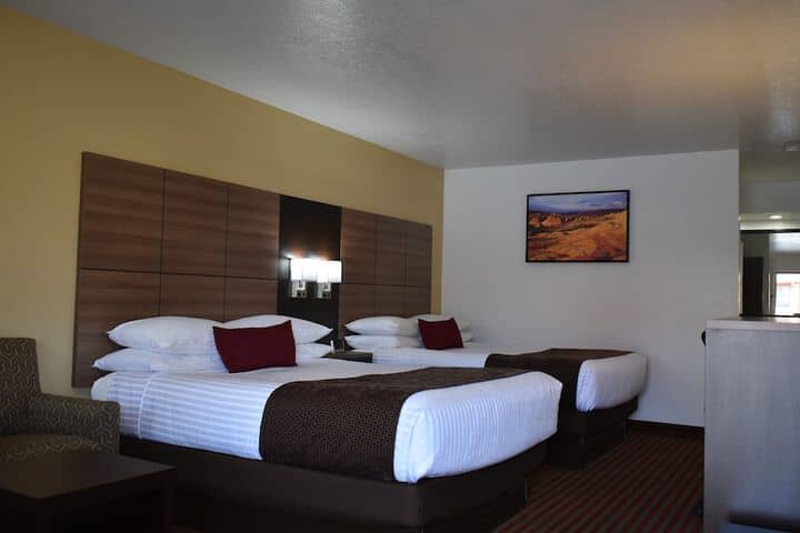 Room 5 of 35